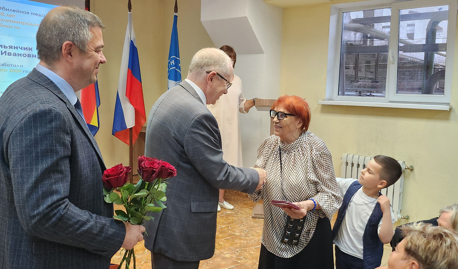 Награды за преданность делу и полувековой стаж