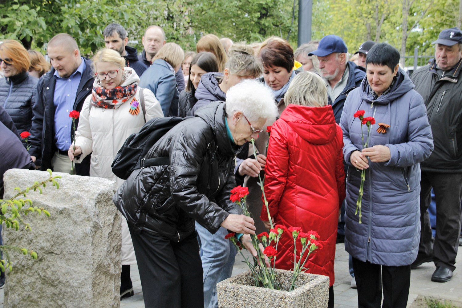 В память о героях-тружениках: открылся «Сквер памяти и гордости»