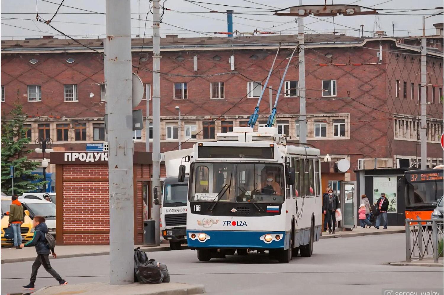 Маршрут длиною в 80 лет: ЗиУ-682Г-016.04 («Модерн»)