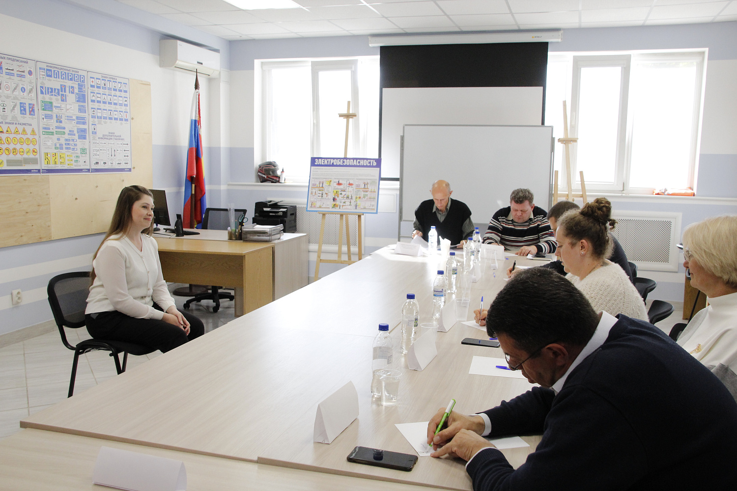 В АО «Калининград-ГорТранс» состоялось заседание приёмной комиссии по отбору кандидатов на обучение в новую группу водителей троллейбусов