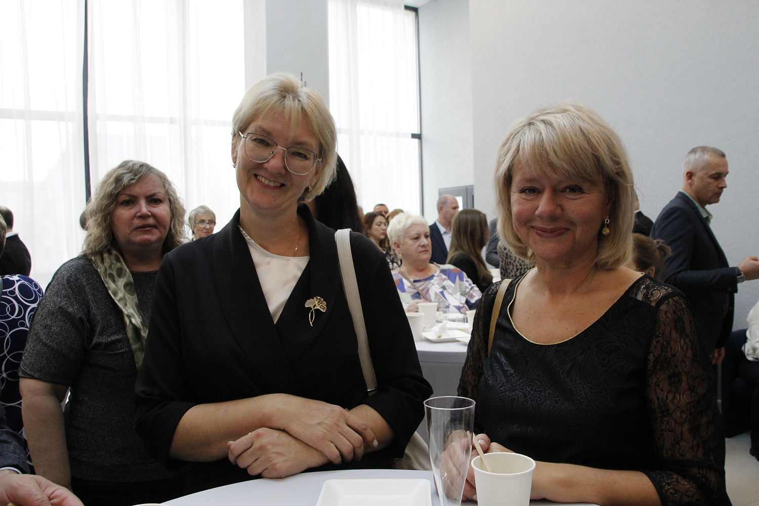 Работники АО «Калининград-ГорТранс» награждены на торжественном мероприятии, посвящённом Дню работника дорожного хозяйства, автомобильного и городского пассажирского транспорта